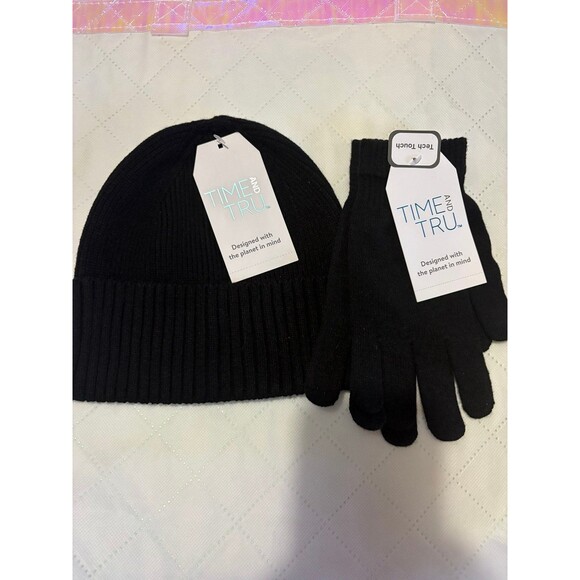Time and true tech touch winter hat, and gloves one size color black - Picture 1 of 1
